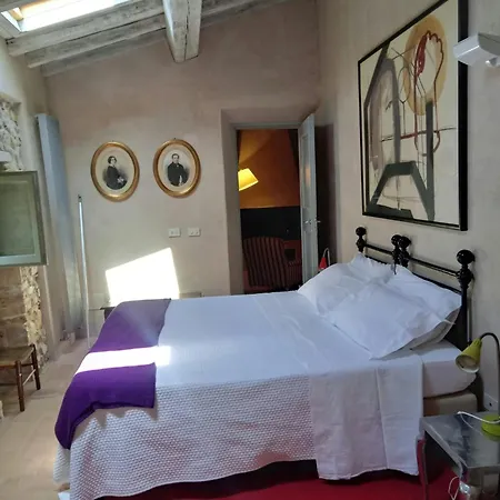 Stone With Views Of Todi Ferienhaus *